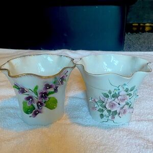 Vintage Lefton fine China hand painted pot vase Set Of 2 with raised flower